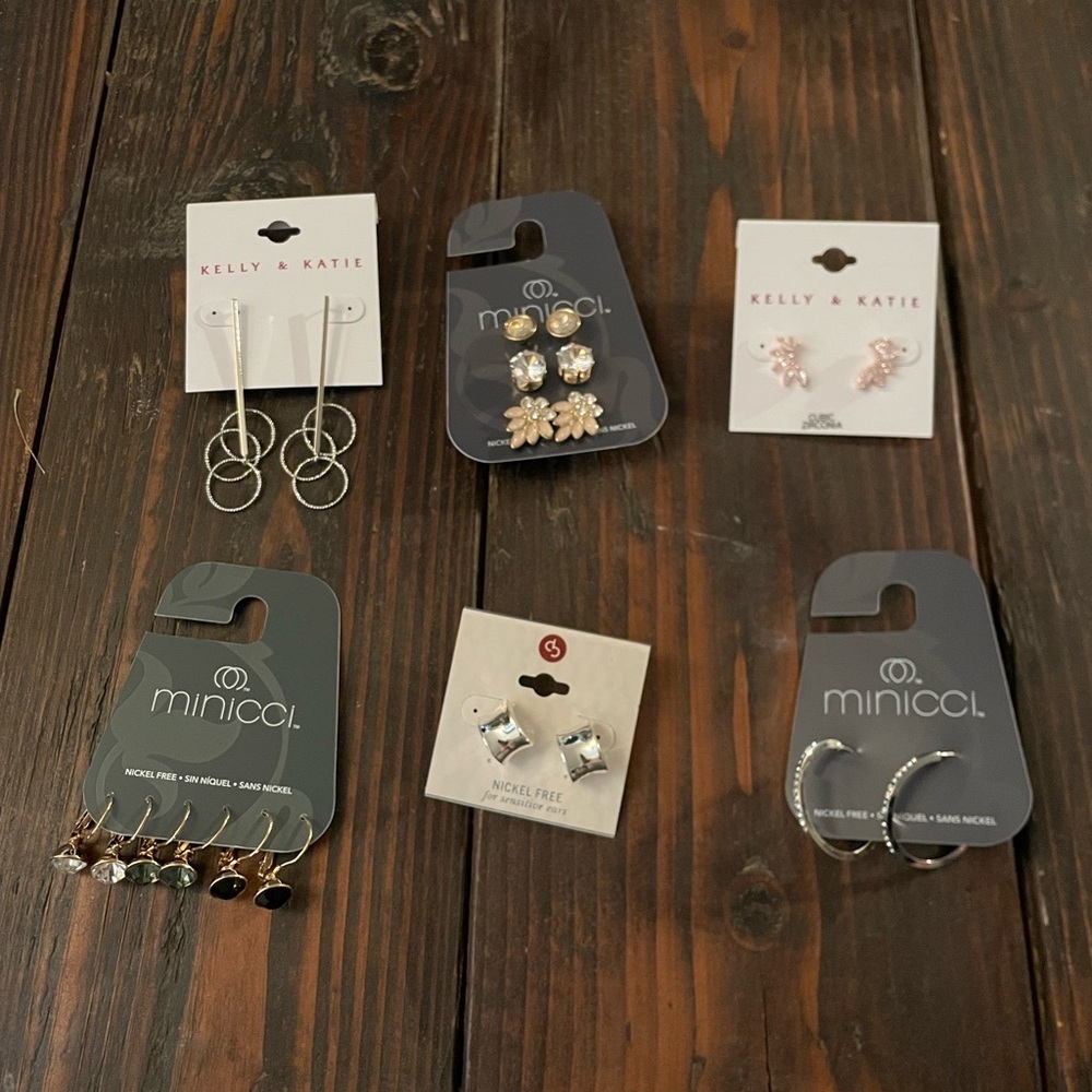 Mixed Earning Lot B02 6609